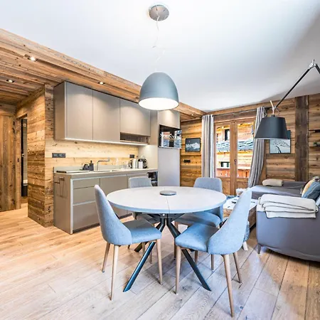 Numero 1 - Magnifique 3 Pieces A Cote Des Pistes . Chatelard Mae-1523 *